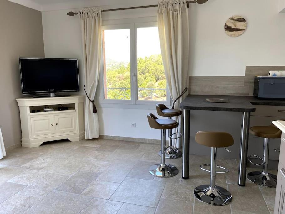 Agreable Appartement Vue Mer Les Issambres Zewnętrze zdjęcie