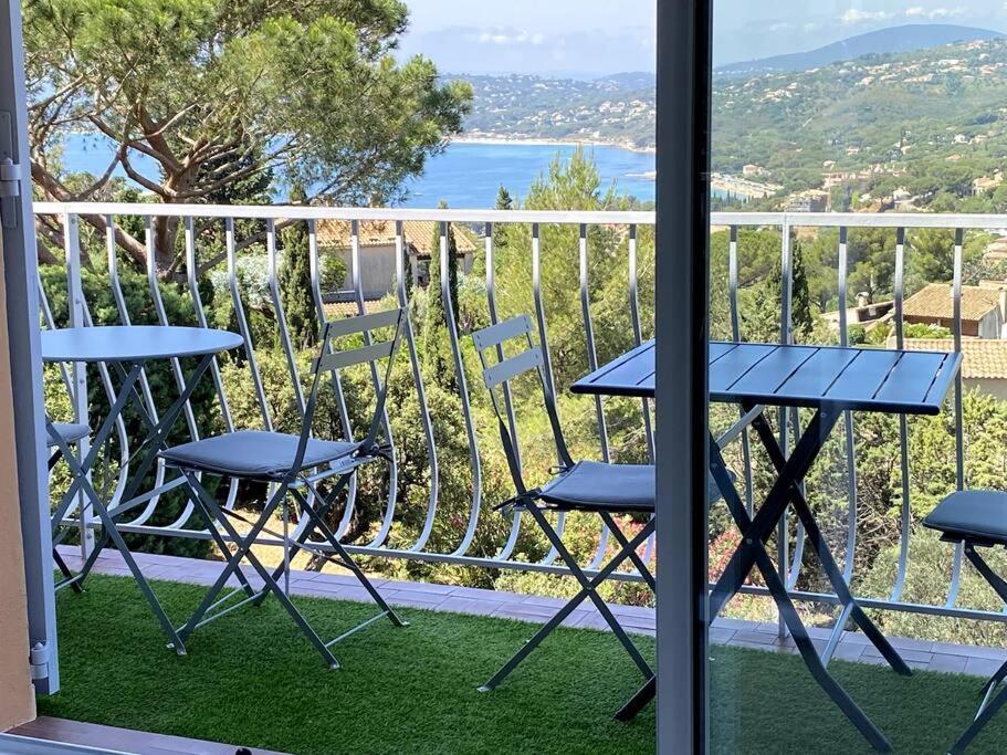 Agreable Appartement Vue Mer Les Issambres Zewnętrze zdjęcie